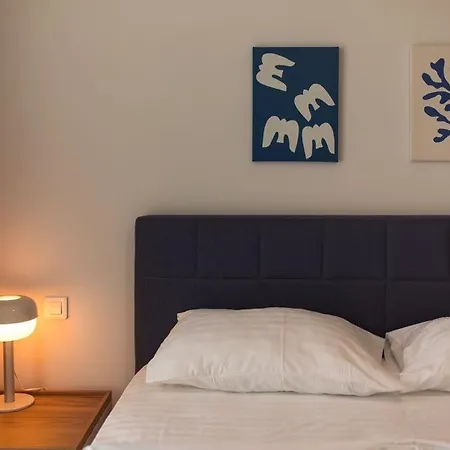 Escapism - Premium 1Br Apartment With Parking-2